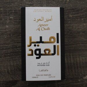 Lataffa Ameer Al Oudh Intense perfume box